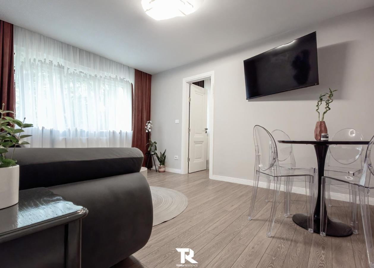 Appartement Terra à Suceava Extérieur photo
